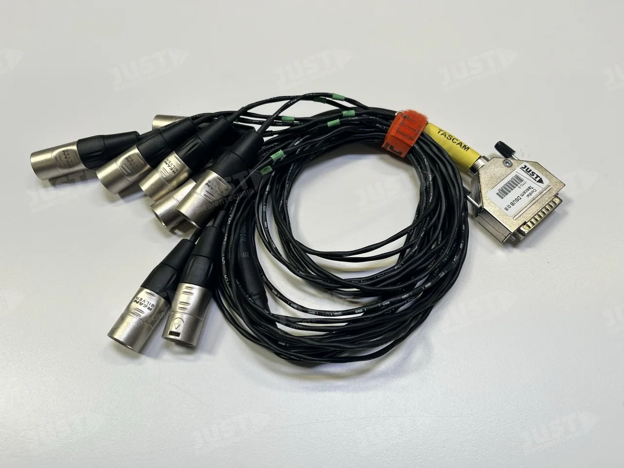 Tascam DSUB 25 Auflösung 8x XLRm 1,5m