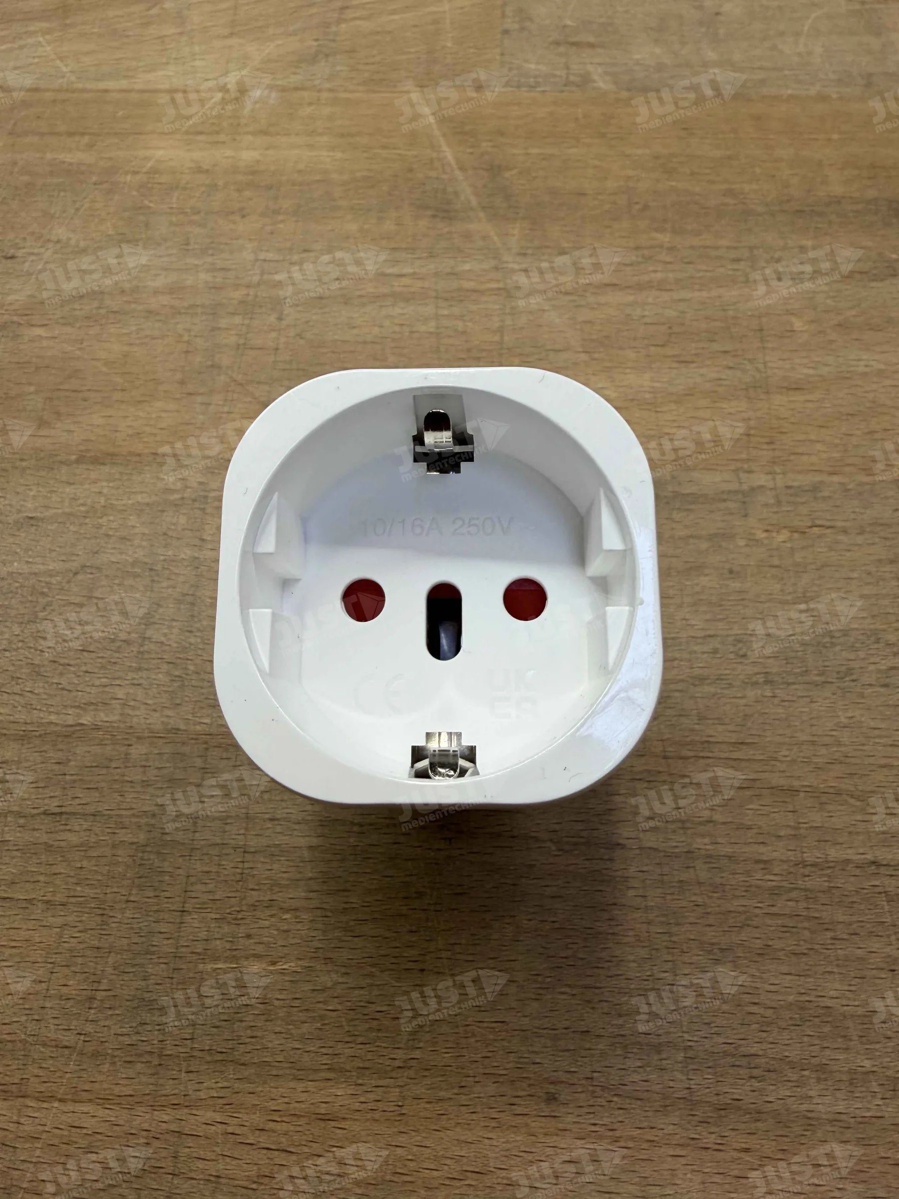 Reiseadapter Schuko auf Typ G, max 13A